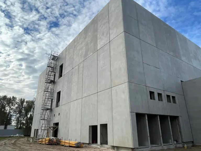 Dzelzsbetona ēkas šuvju hermetizācija, paneļu aizdare