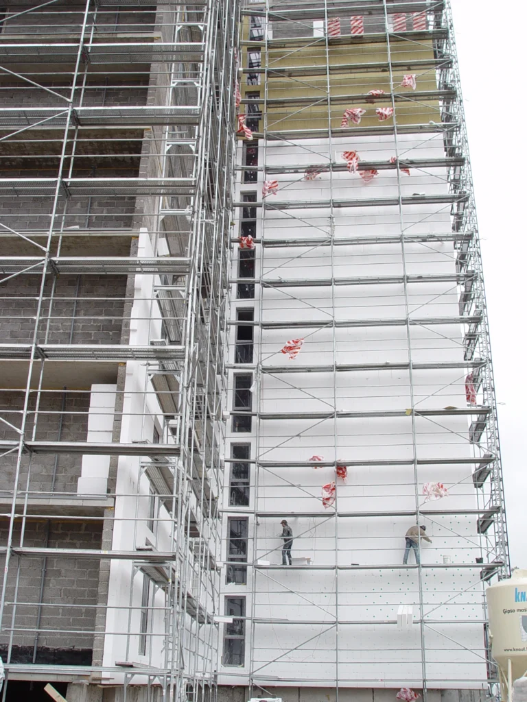 Fasādes siltināšana un ventilējamās fasādes izbūve